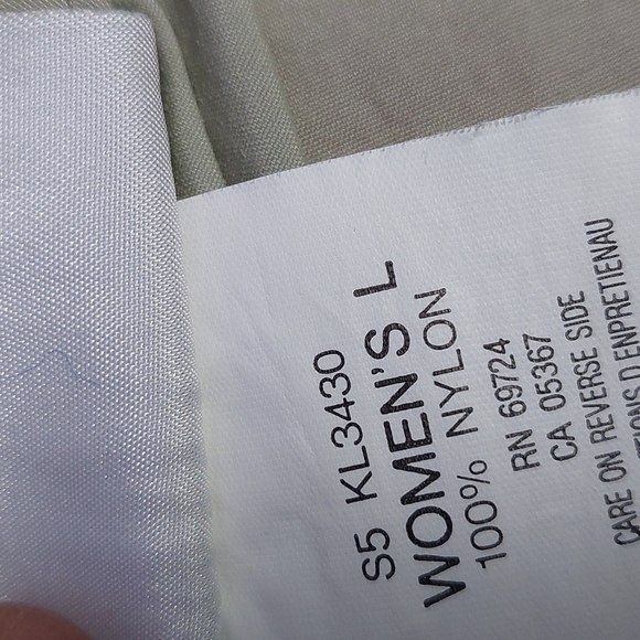 Woman's winter jacket - Picture 10 of 10